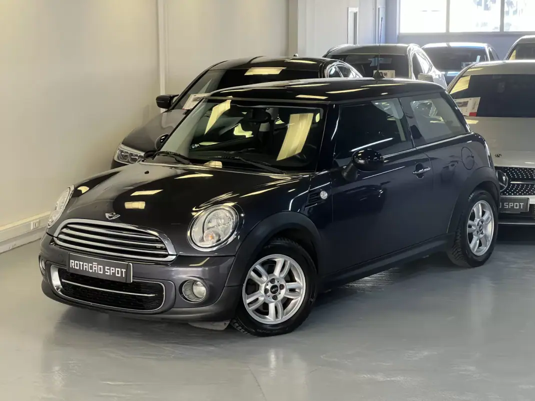 MINI 3 Portas 2012 - 6990 EUR, 185000 km - AUTO.MOTO.pt - 185000km - foto 20 de 41