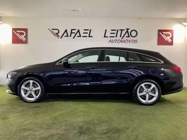 Mercedes-Benz CLA 250 2022 - 26500 EUR, 96000 km - AUTO.MOTO.pt - 96000km - foto 10 de 33