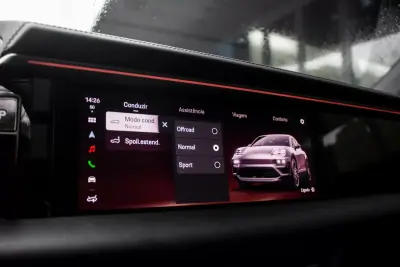 Porsche Macan 2025 - 83990 EUR, 15400 km - AUTO.MOTO.pt - 15400km - foto 48 de 49