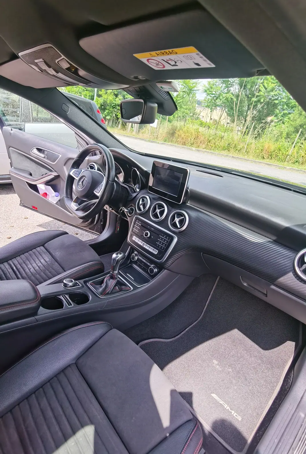 Mercedes-Benz A 180 2016 - 15500 EUR, 184000 km - 184000km - foto 13 de 15