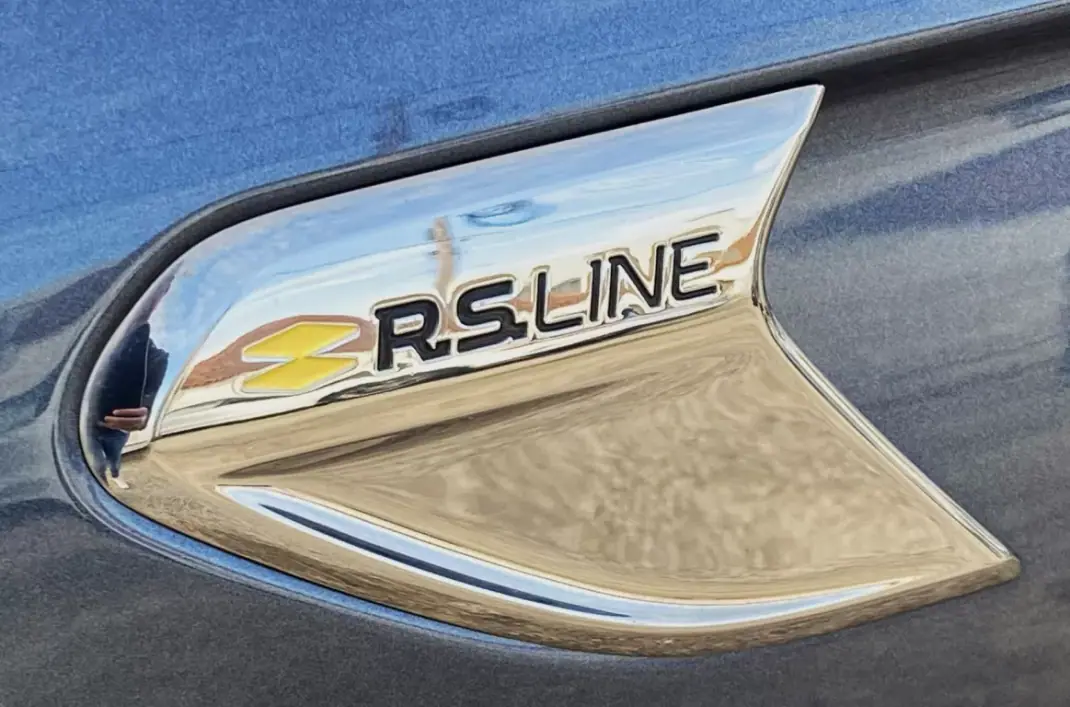 Renault Clio 2020 - 17400 EUR, 98175 km - AUTO.MOTO.pt - 98175km - foto 10 de 10