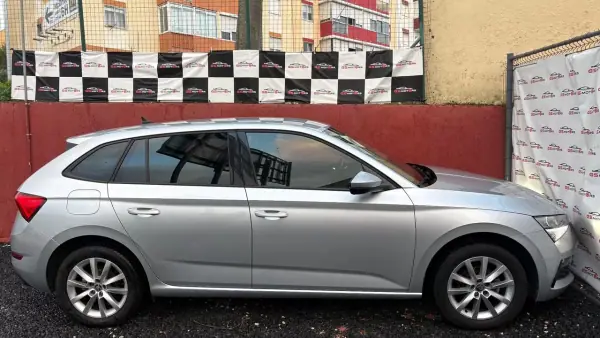 Skoda Scala 2022 - 12900 EUR, 98500 km - AUTO.MOTO.pt - 98500km - foto 7 de 12