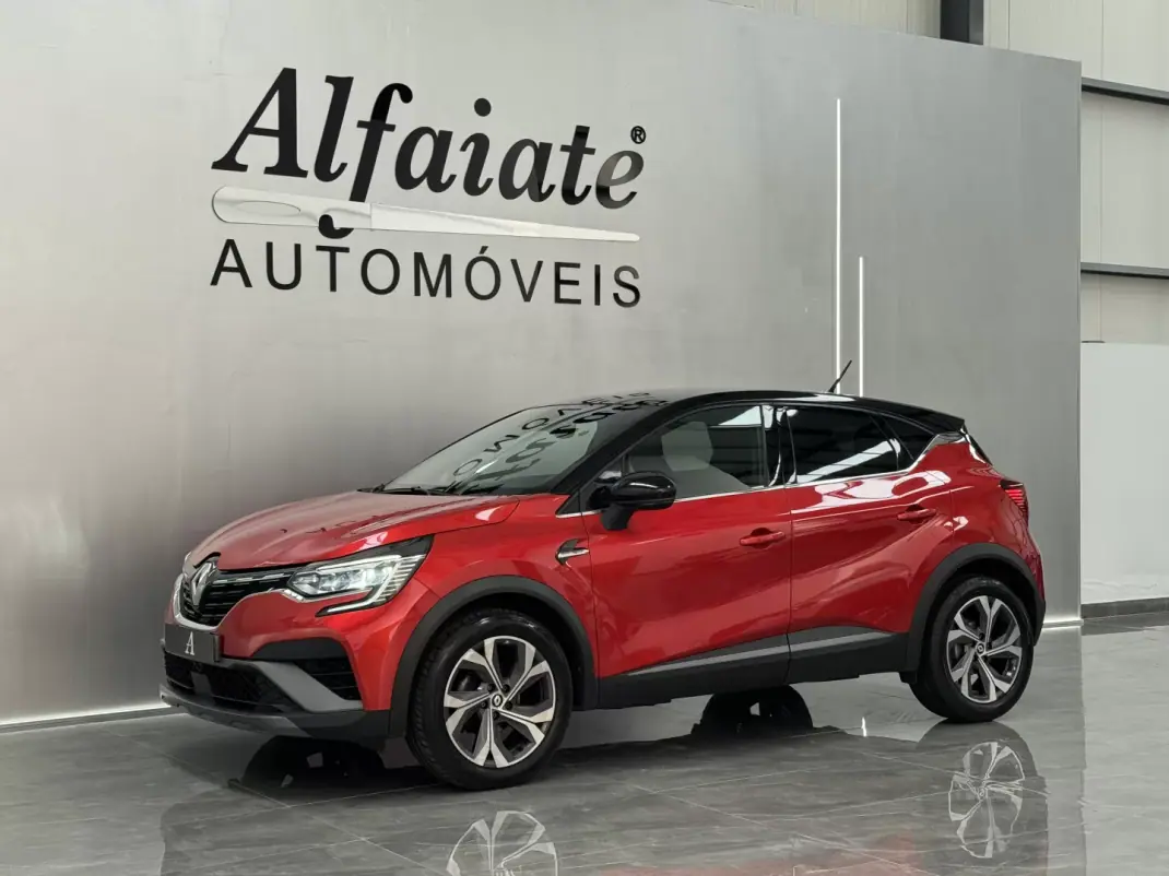 Renault Captur 2022 - 18990 EUR, 66900 km - 66900km - foto 4 de 32