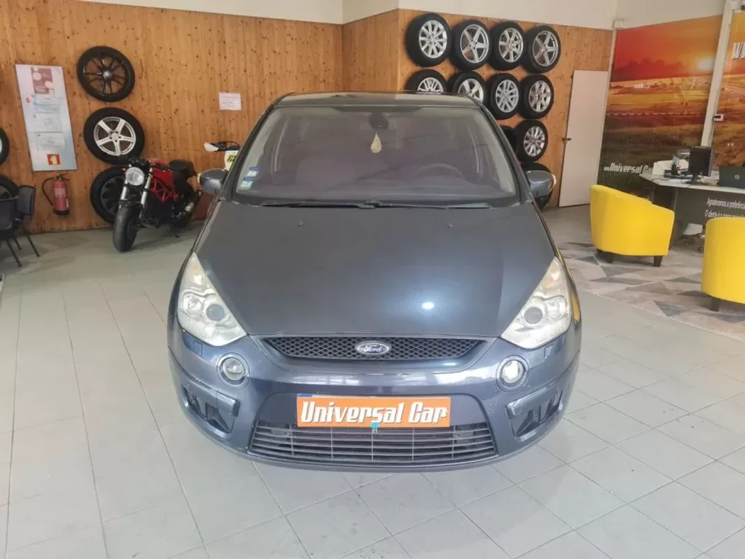 Ford S-Max 2007 - 7900 EUR, 283000 km - AUTO.MOTO.pt - 283000km - foto 7 de 22