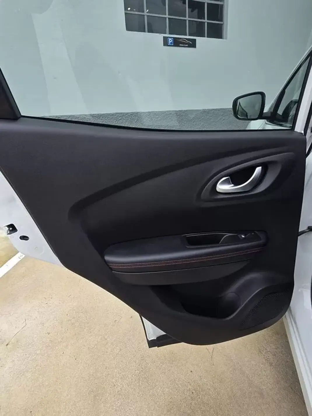 Renault Kadjar 2019 - 19900 EUR, 80213 km - AUTO.MOTO.pt - 80213km - foto 23 de 34