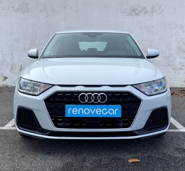 Audi A1 Sportback 2022 - 16900 EUR, 89983 km - AUTO.MOTO.pt - 89983km - foto 3 de 14