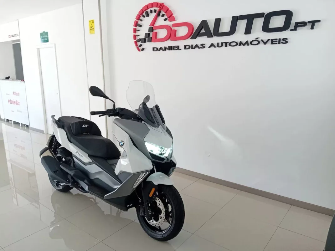 BMW C 400 GT 2024 - 7590 EUR, 100 km - AUTO.MOTO.pt - 100km - foto 2 de 11