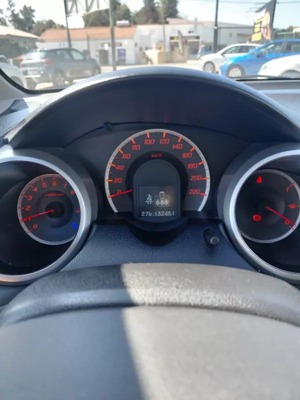 Honda Jazz 2014 - 12900 EUR, 132000 km - 132000km - foto 5 de 11