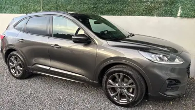 Ford Kuga 2022 - 14300 EUR, 119000 km - 119000km - foto 8 de 12