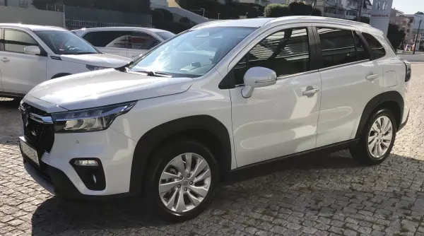 Suzuki S-Cross 2024 - 29900 EUR, 5000 km - AUTO.MOTO.pt - 5000km - foto 8 de 18