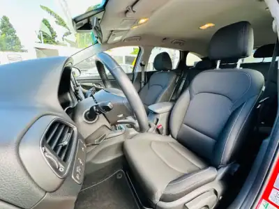 Hyundai i30 2019 - 21900 EUR, 29250 km - AUTO.MOTO.pt - 29250km - foto 7 de 8