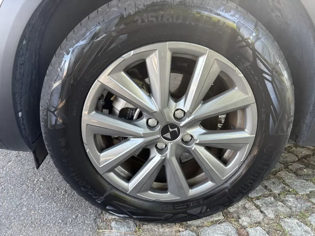 DS DS3 Crossback 2023 - 24100 EUR, 20121 km - 20121km - foto 17 de 26