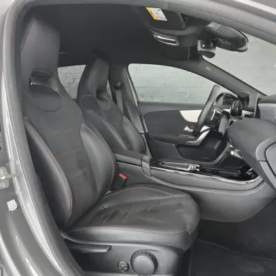 Mercedes-Benz A 200 2024 - 33990 EUR, 30147 km - AUTO.MOTO.pt - 30147km - foto 8 de 36