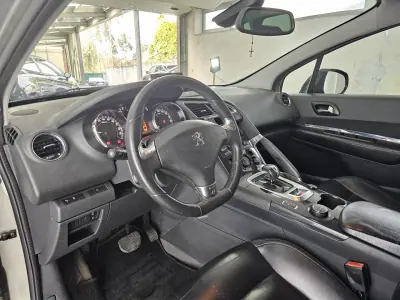 Peugeot 3008 2013 - 10990 EUR, 238991 km - AUTO.MOTO.pt - 238991km - foto 14 de 26