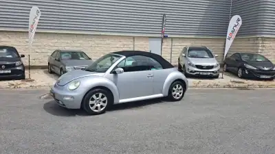 Volkswagen New Beetle Cabriolet 2004 - 9890 EUR, 127830 km - AUTO.MOTO.pt - 127830km - foto 10 de 48