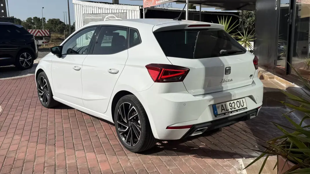 SEAT Ibiza 2021 - 15990 EUR, 70000 km - 70000km - foto 10 de 33