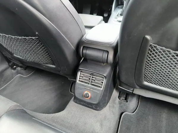 Audi A3 Sportback 2013 - 14950 EUR, 255105 km - AUTO.MOTO.pt - 255105km - foto 43 de 60