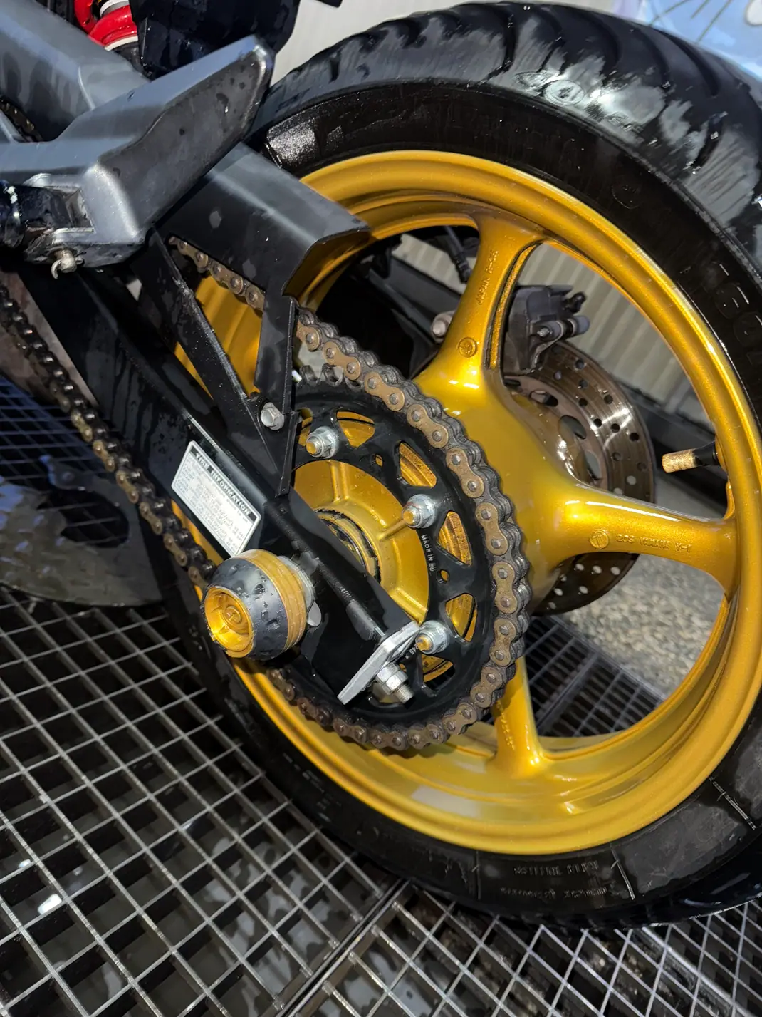 Yamaha YZF 600R 2012 - 5900 EUR, 56000 km - AUTO.MOTO.pt - 56000km - foto 8 de 8