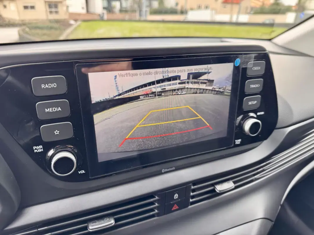 Hyundai Bayon 2021 - 18990 EUR, 1500 km - AUTO.MOTO.pt - 1500km - foto 22 de 28