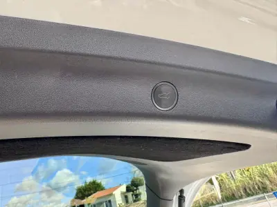 Tesla Model Y 2022 - 39990 EUR, 59000 km - AUTO.MOTO.pt - 59000km - foto 21 de 21