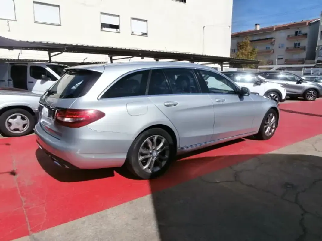 Mercedes-Benz C 200 2016 - 17500 EUR, 96661 km - 96661km - foto 6 de 35