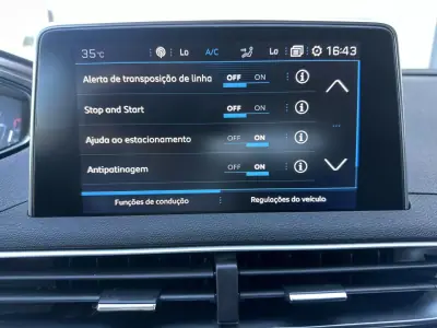 Peugeot 3008 2018 - 14900 EUR, 240000 km - 240000km - foto 46 de 62