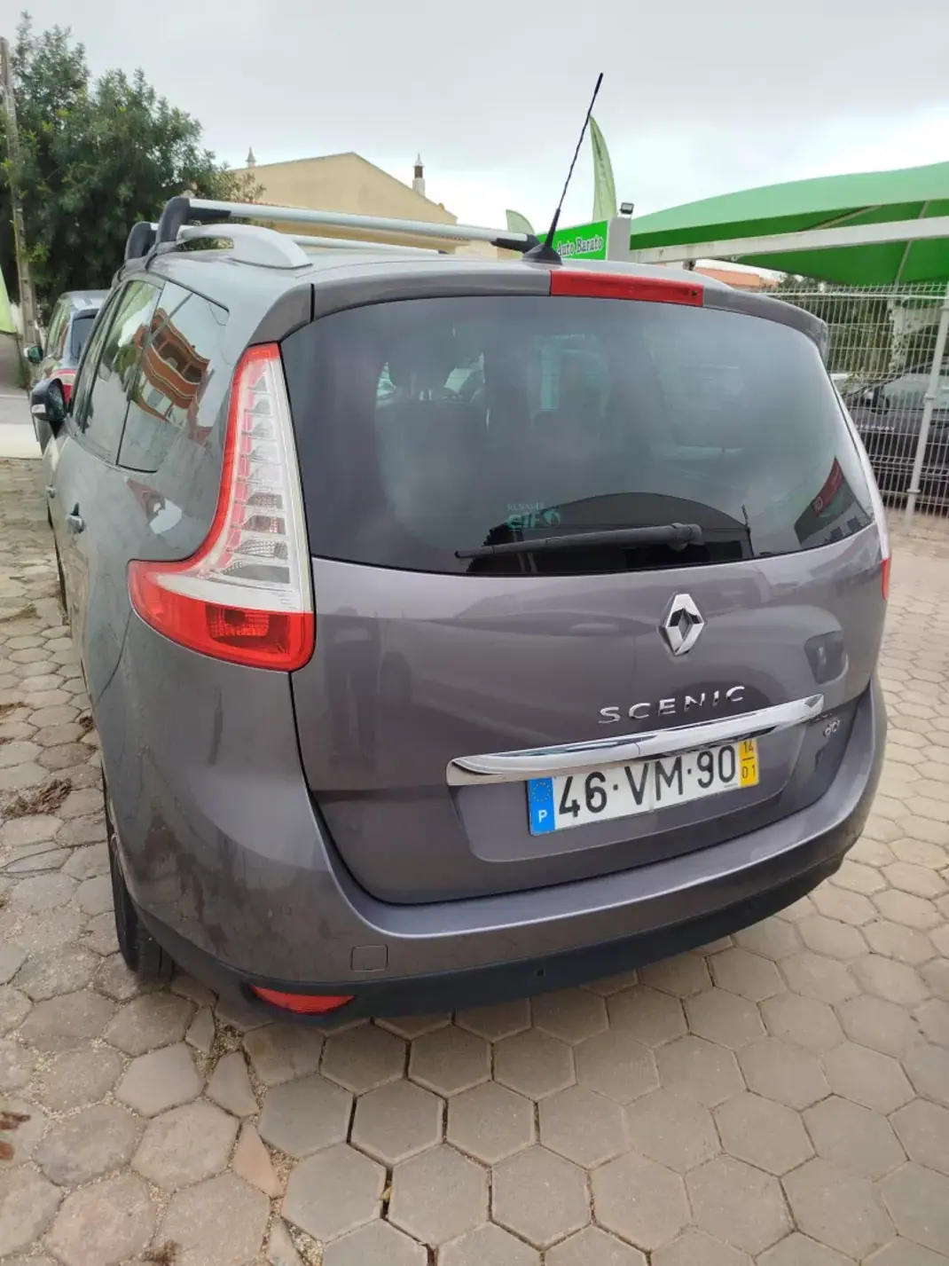 Renault Mégane Scénic 2014 - 11800 EUR, 161760 km - AUTO.MOTO.pt - 161760km - foto 14 de 14