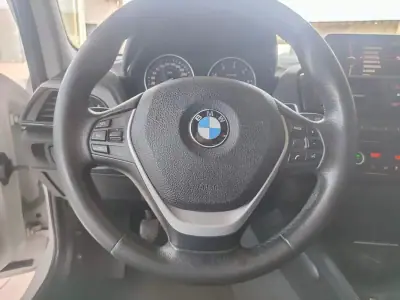 BMW 116 2013 - 10750 EUR, 215400 km - AUTO.MOTO.pt - 215400km - foto 25 de 34