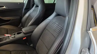 Mercedes-Benz GLA 180 2018 - 24900 EUR, 41570 km - 41570km - foto 35 de 52