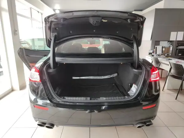 Maserati Ghibli 2015 - 34500 EUR, 129900 km - AUTO.MOTO.pt - 129900km - foto 15 de 36