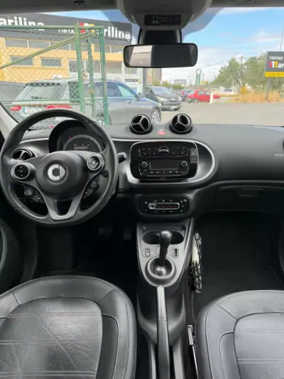 Smart ForFour 2017 - 12480 EUR, 85000 km - 85000km - foto 4 de 6