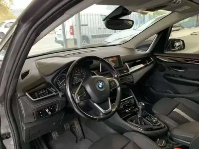 BMW 216 Active Tourer 2015 - 16750 EUR, 77962 km - AUTO.MOTO.pt - 77962km - foto 8 de 22