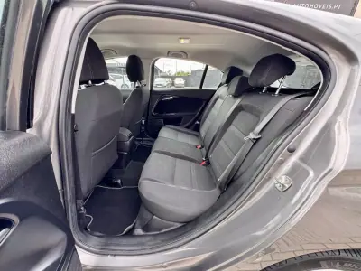 Fiat Tipo 2016 - 10990 EUR, 119000 km - 119000km - foto 18 de 19