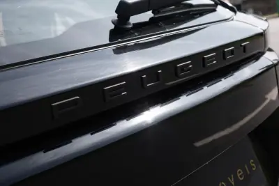 Peugeot 2008 2023 - 19750 EUR, 40500 km - AUTO.MOTO.pt - 40500km - foto 6 de 20