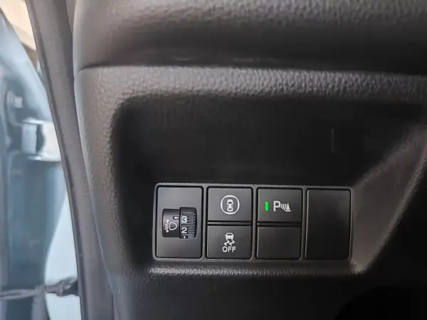 Honda Jazz Crosstar Hybrid 2020 - 21900 EUR, 20000 km - AUTO.MOTO.pt - 20000km - foto 24 de 36