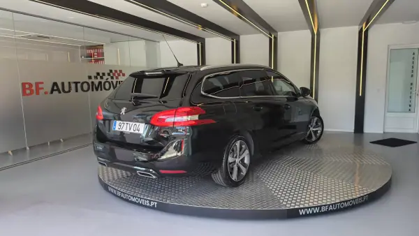 Peugeot 308 SW 2017 - 9500 EUR, 192522 km - 192522km - foto 17 de 56