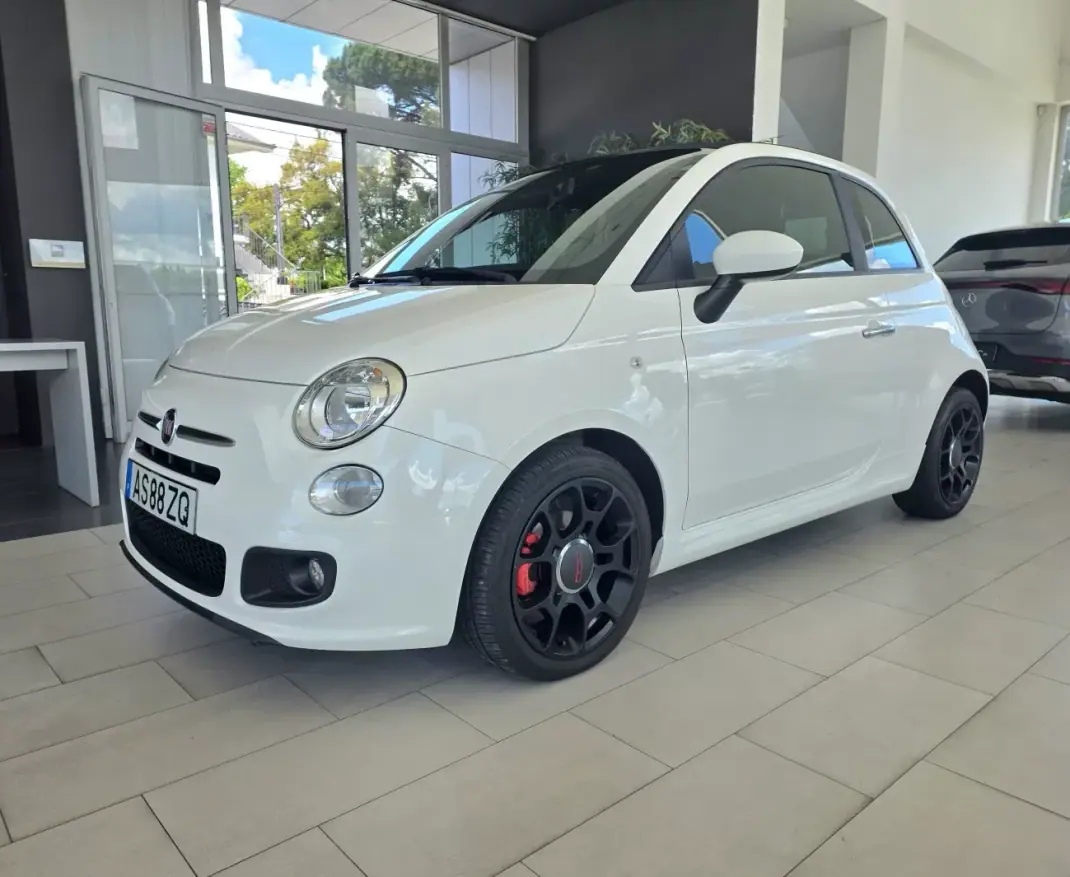 Fiat 500C 2014 - 9990 EUR, 69691 km - AUTO.MOTO.pt - 69691km - foto 2 de 38