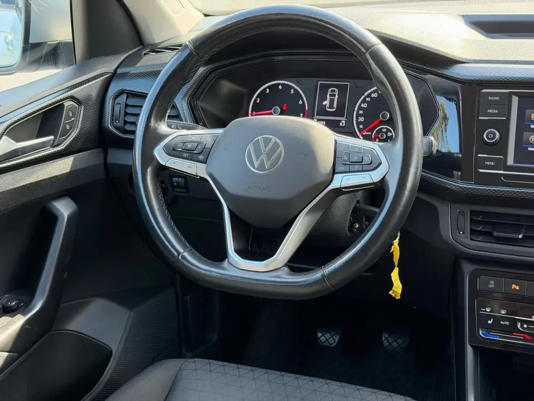 Volkswagen T-Cross 2023 - 14500 EUR, 149093 km - AUTO.MOTO.pt - 149093km - foto 8 de 24