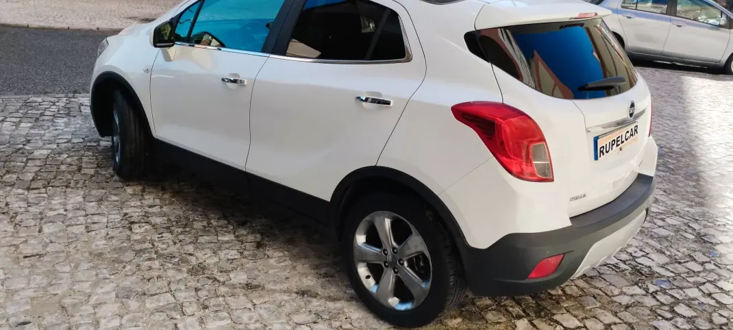 Opel Mokka X 2014 - 9500 EUR, 216485 km - AUTO.MOTO.pt - 216485km - foto 6 de 21