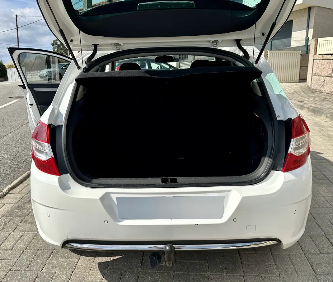 Citroën C4 2012 - 6750 EUR, 266000 km - 266000km - foto 7 de 7