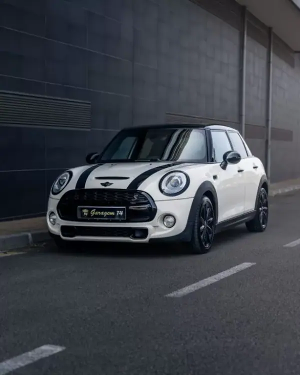 MINI Cooper 2015 - 19990 EUR, 135300 km - AUTO.MOTO.pt - 135300km - foto 45 de 54