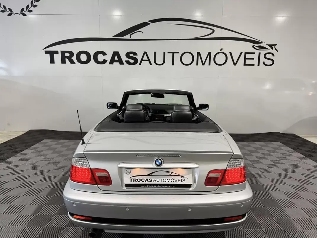 BMW 318 2003 - 13900 EUR, 182000 km - 182000km - foto 28 de 42