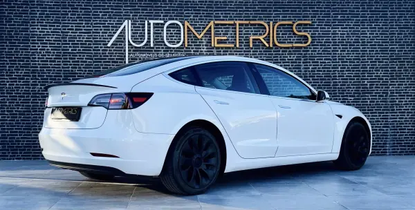Tesla Model 3 Standard Range Plus RWD 2019 Elétrico