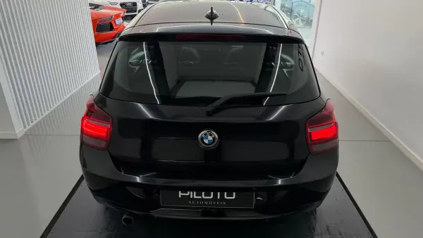 BMW 116 2012 - 12490 EUR, 144000 km - AUTO.MOTO.pt - 144000km - foto 6 de 21