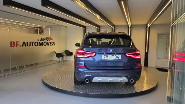 BMW X3 2018 - 26900 EUR, 209342 km - AUTO.MOTO.pt - 209342km - foto 15 de 65