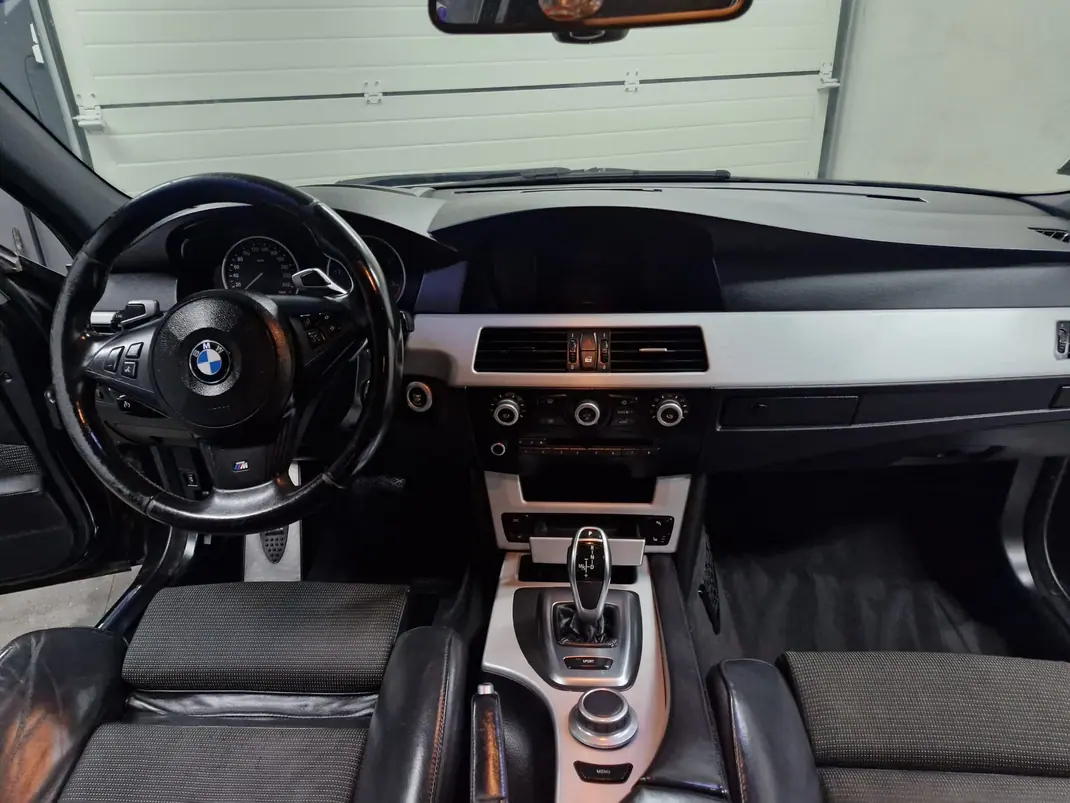 BMW 530 2007 - 10500 EUR, 250000 km - AUTO.MOTO.pt - 250000km - foto 2 de 4