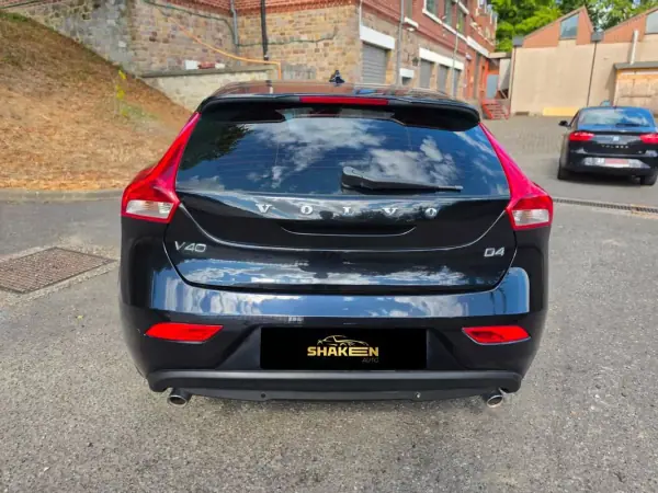 Volvo V40 2015 - 11750 EUR, 178697 km - 178697km - foto 5 de 18