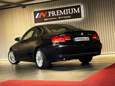 BMW 320 2007 - 13500 EUR, 221000 km - AUTO.MOTO.pt - 221000km - foto 13 de 33