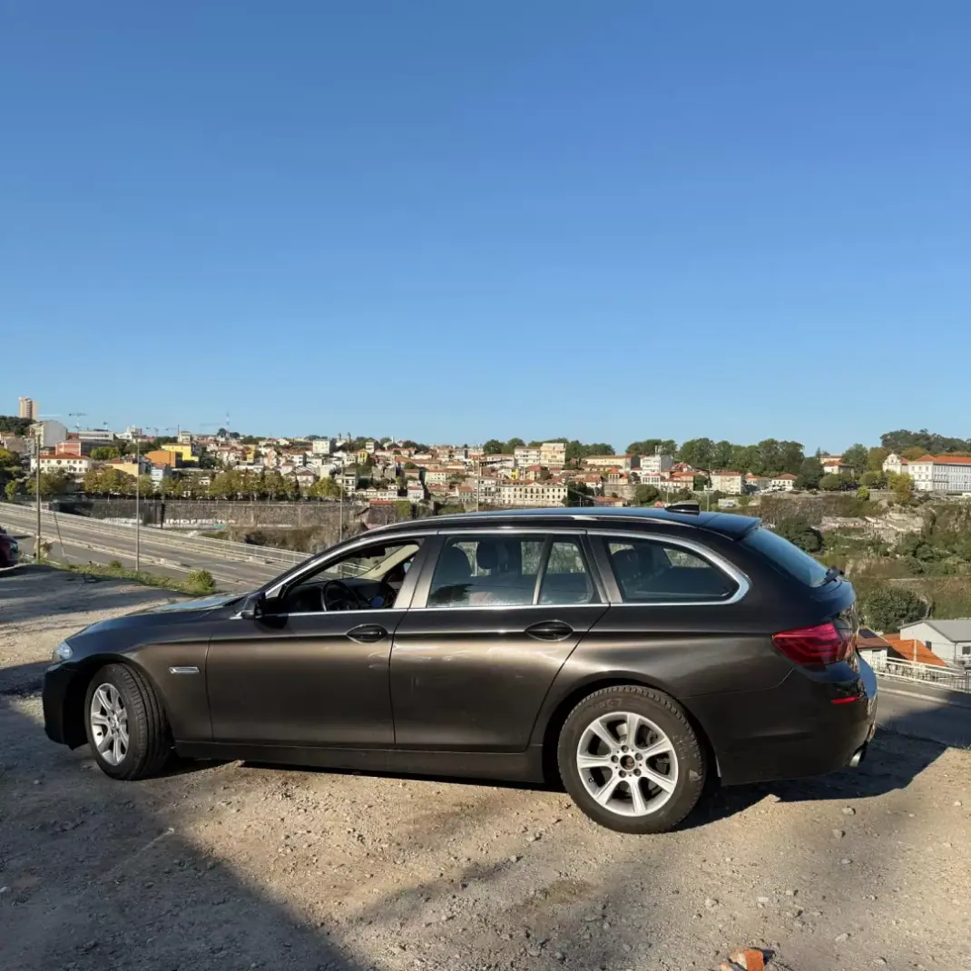 BMW 518 2014 - 13900 EUR, 219000 km - AUTO.MOTO.pt - 219000km - foto 3 de 20