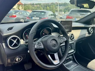Mercedes-Benz CLA 200 2016 - 17999 EUR, 170000 km - AUTO.MOTO.pt - 170000km - foto 6 de 19